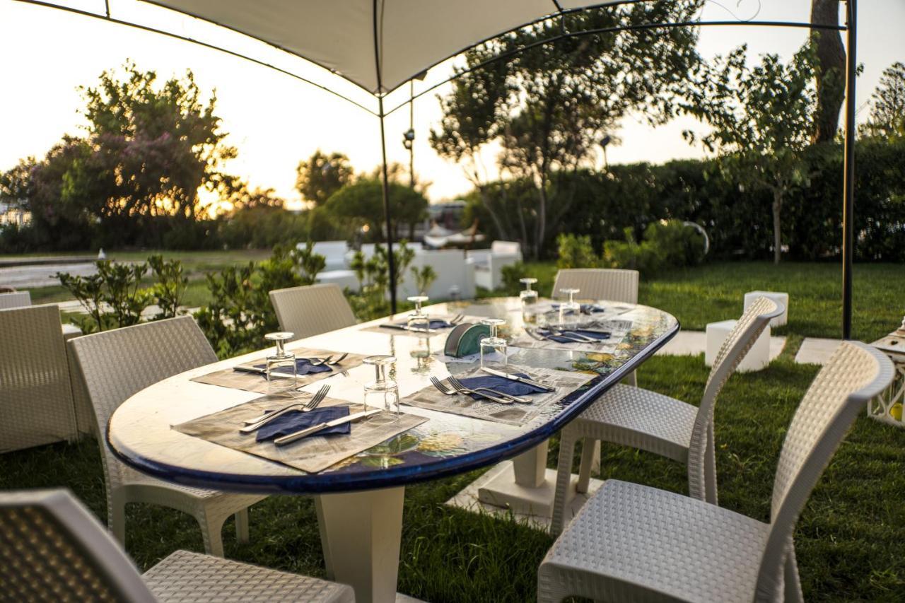 Hotel Artemide Mare Paestum Exteriér fotografie