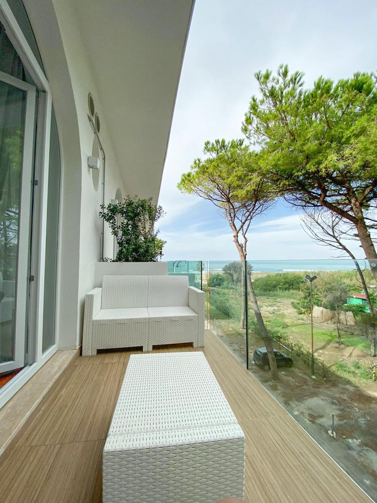 Hotel Artemide Mare Paestum Exteriér fotografie