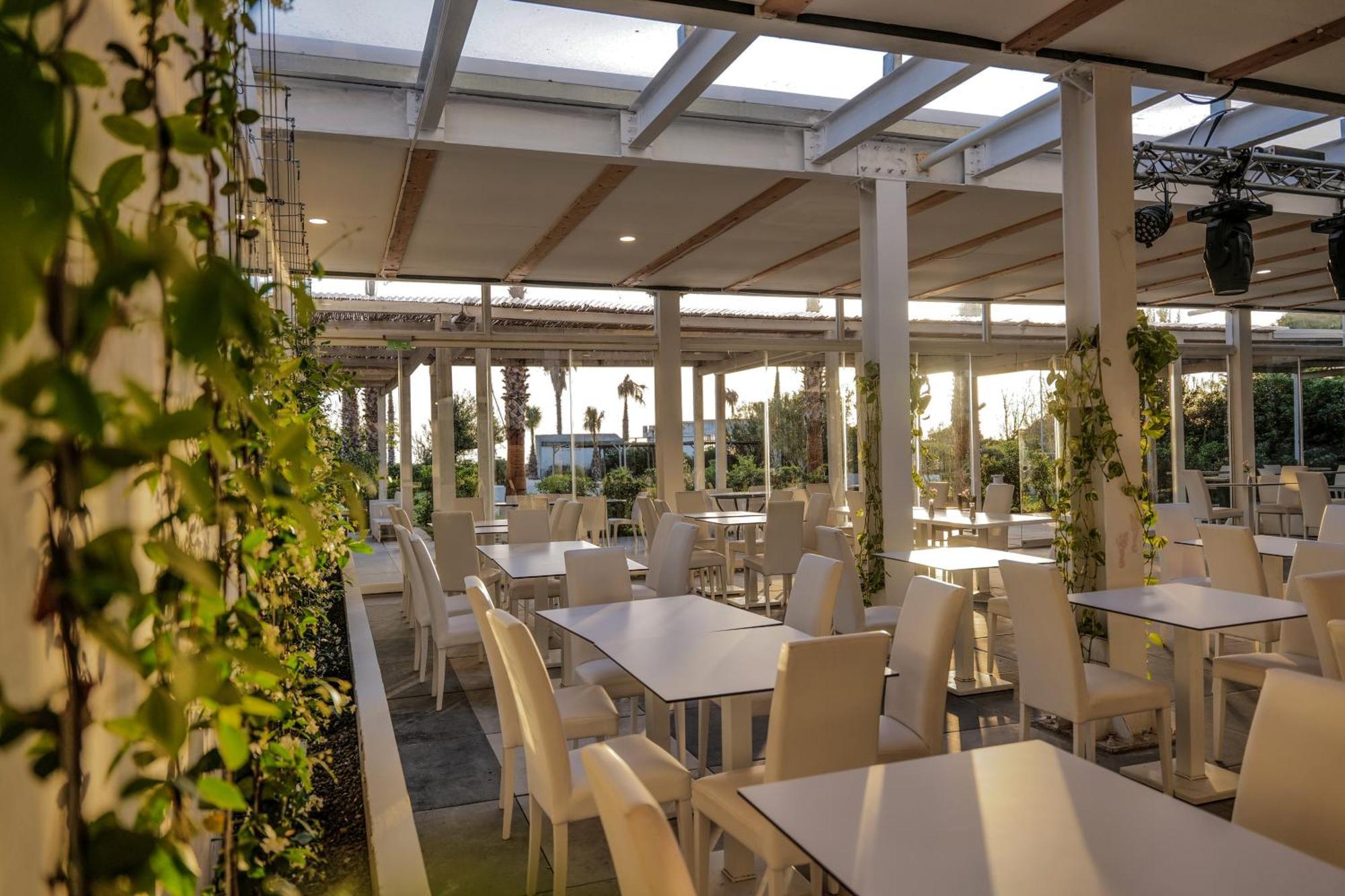 Hotel Artemide Mare Paestum Exteriér fotografie