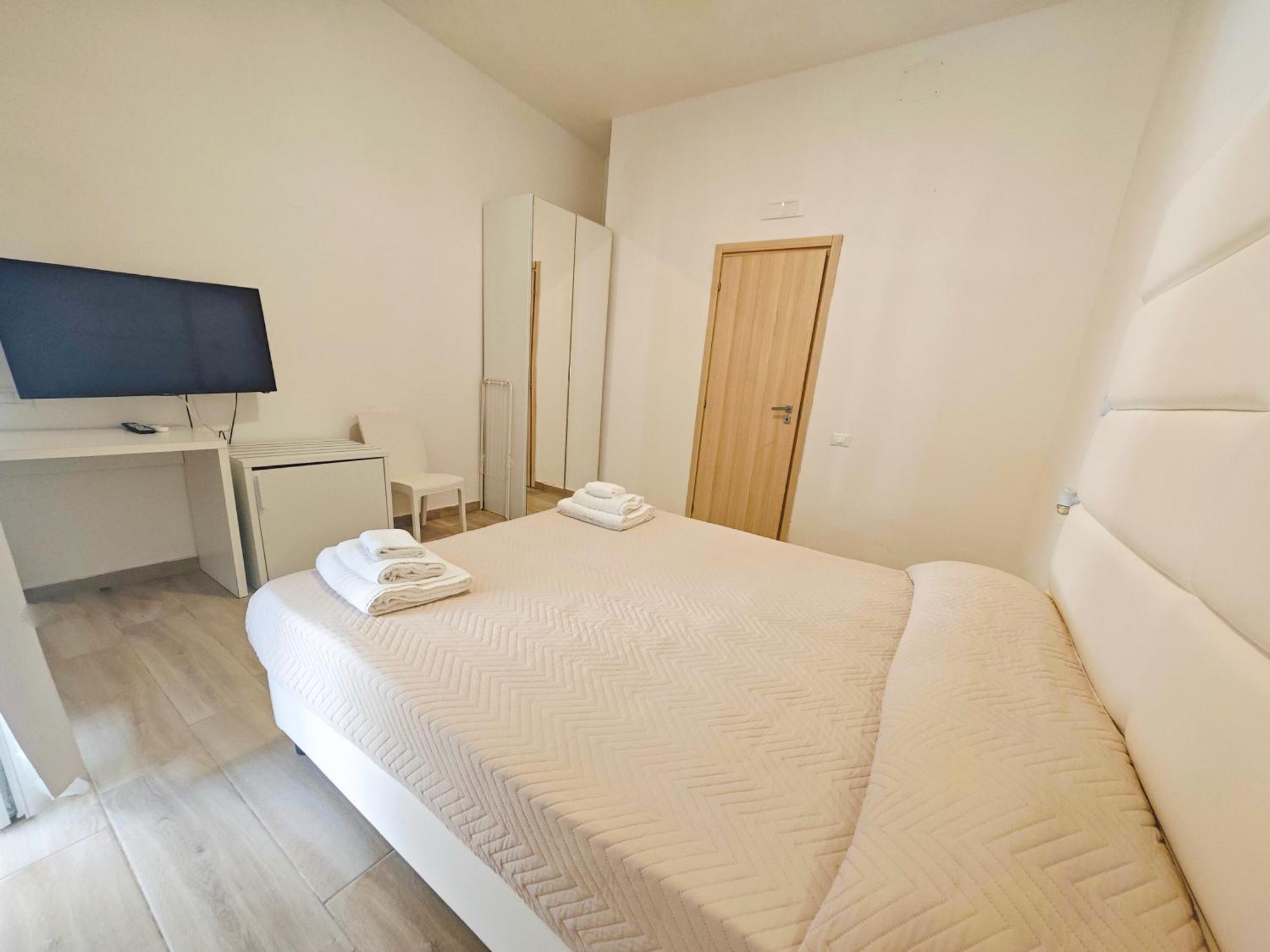 Hotel Artemide Mare Paestum Pokoj fotografie