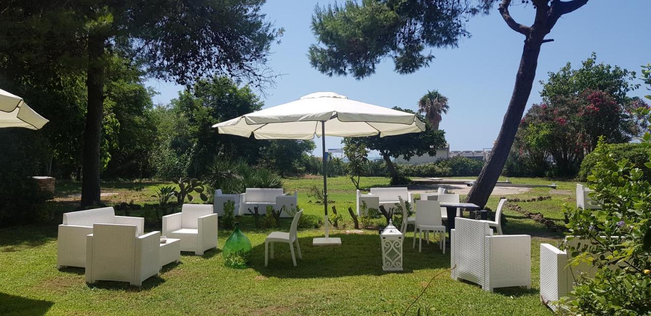 Hotel Artemide Mare Paestum Exteriér fotografie